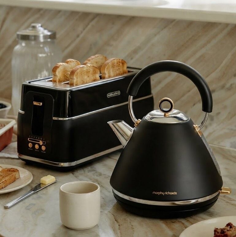 MR-KA MORPHY 1,5LT ACCENTS KETTLE